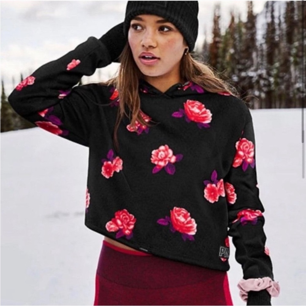 PINK Victoria’s Secret Fleece Pullover Floral size medium